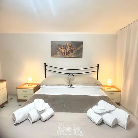 Welcome House *